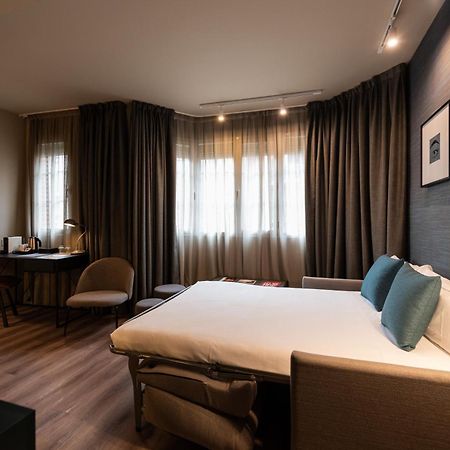 Atenea Rekord Suites Barcelona Exterior foto