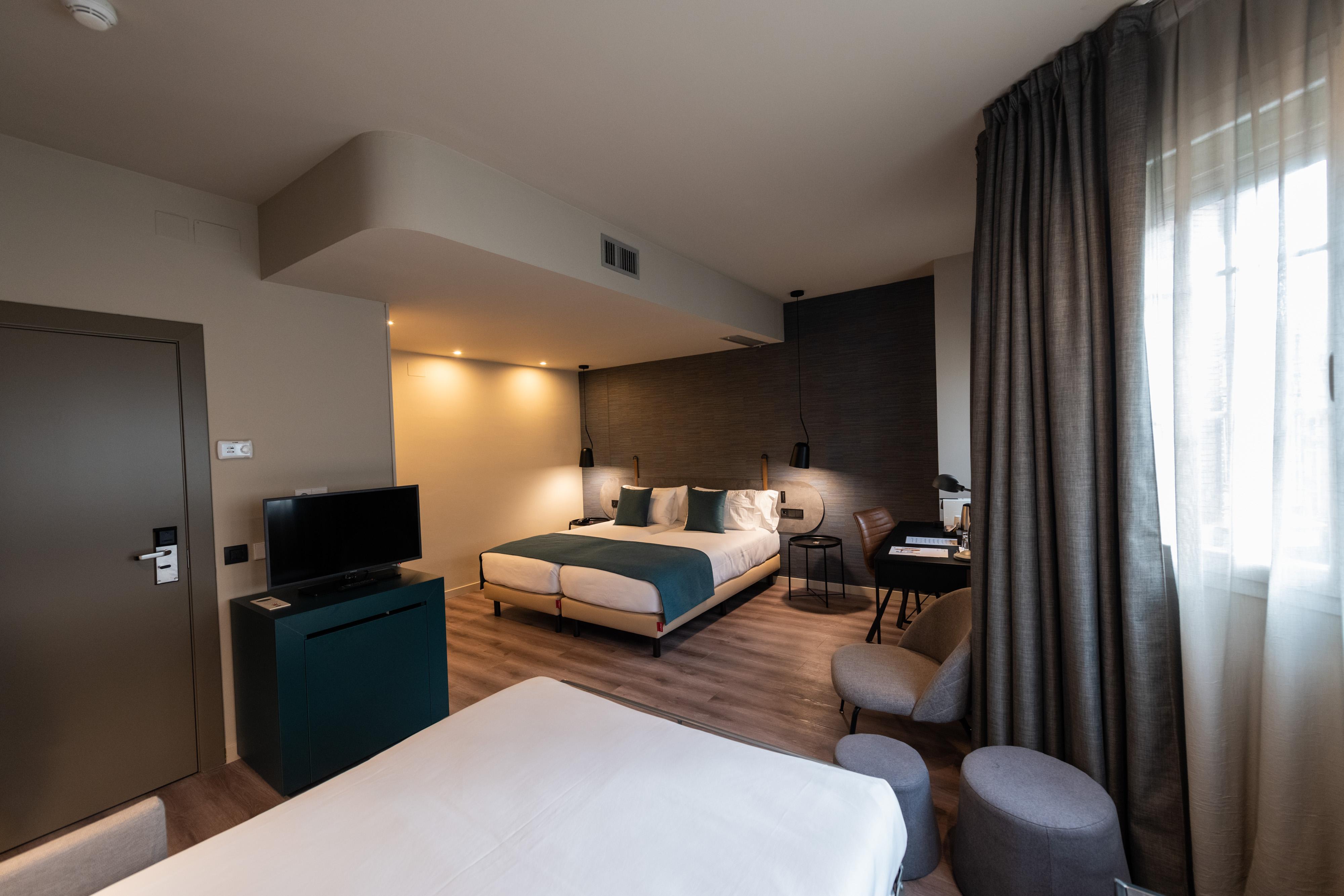 Atenea Rekord Suites Barcelona Exterior foto